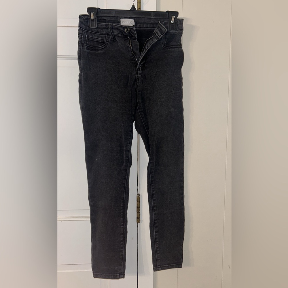 Size 7 cello jeans